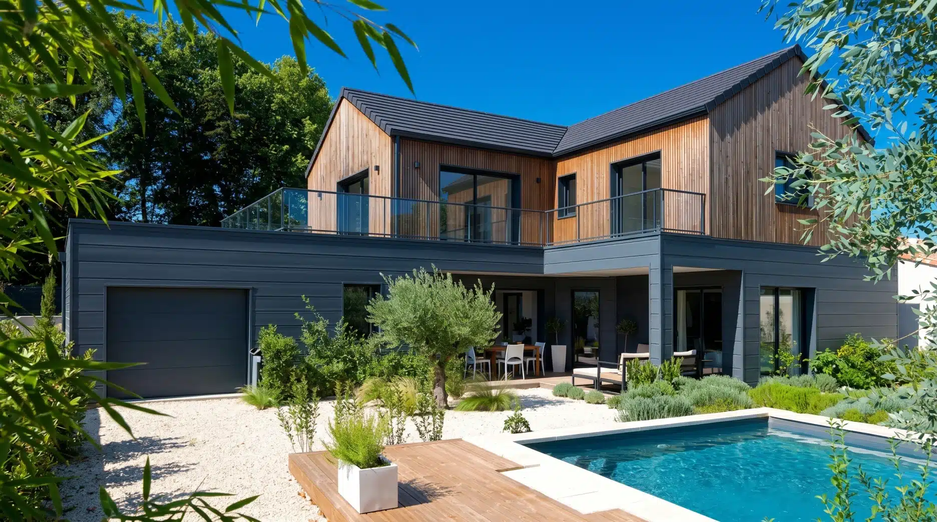 Maison en bois Greenkub terminée, avec terrasse