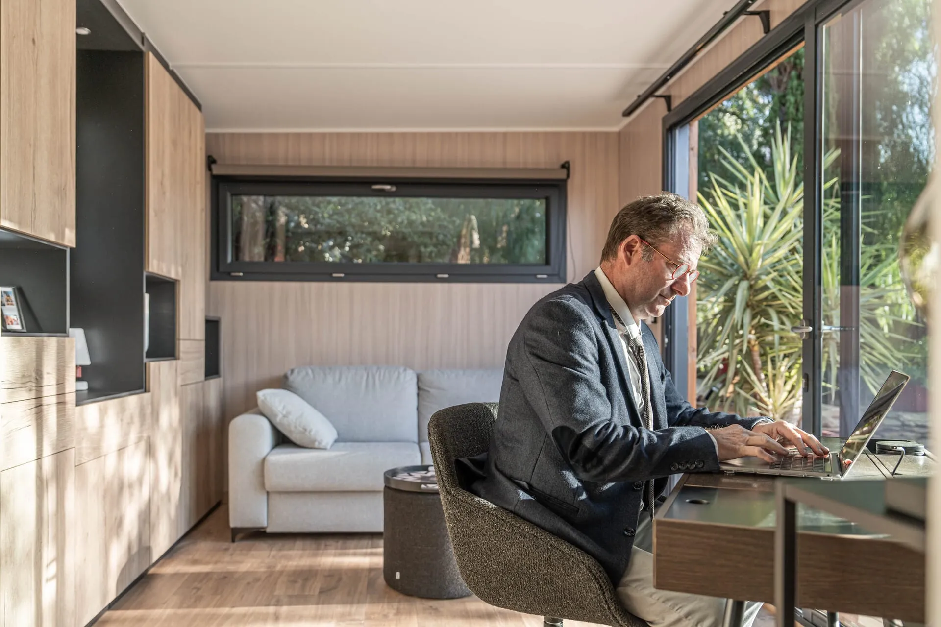 Local professionnel de 20 m², studio en ossature bois Greenkub (Bouches-du-Rhône), vue intérieure