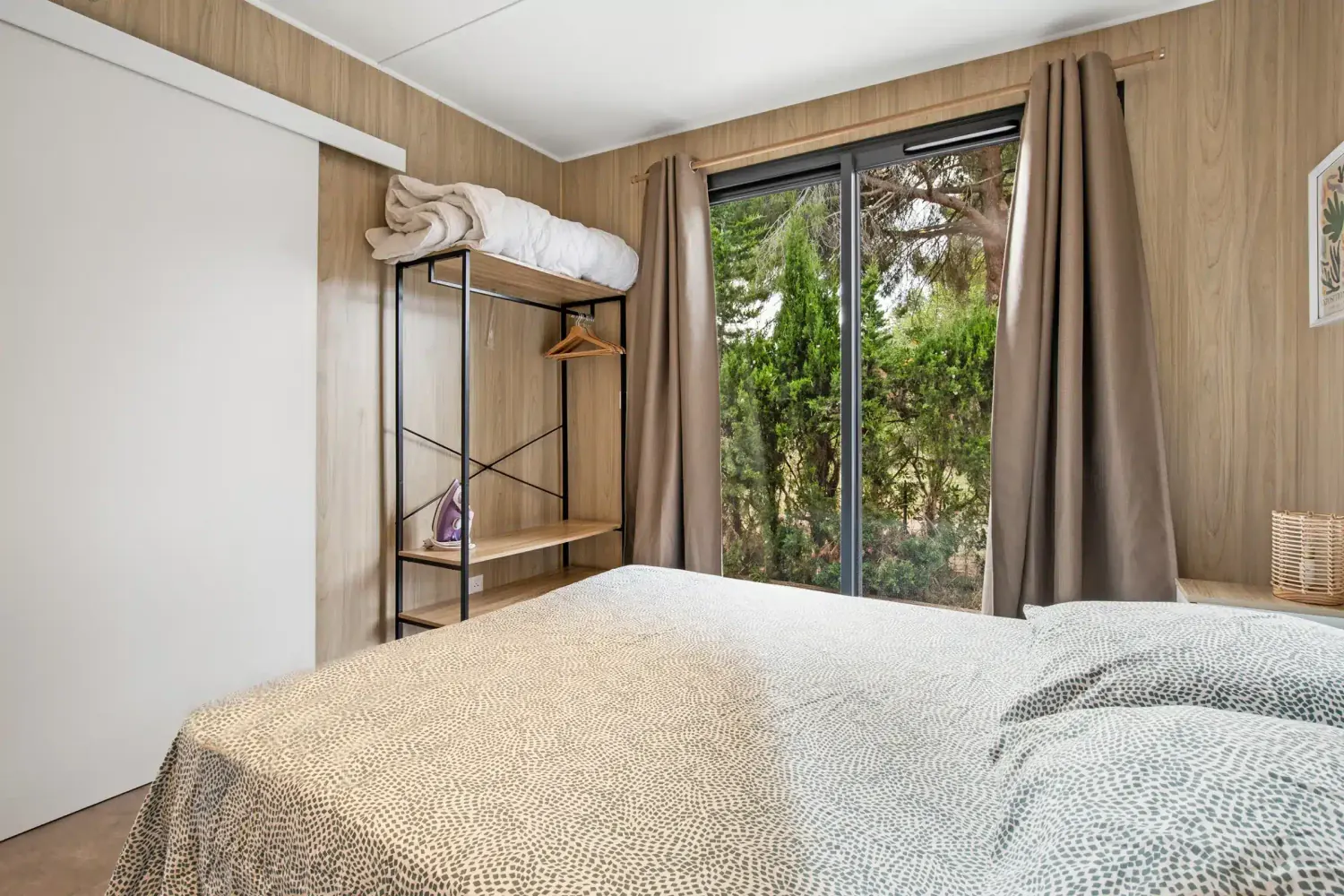 4 personnes de 40 m², studio en ossature bois Greenkub (Hérault)