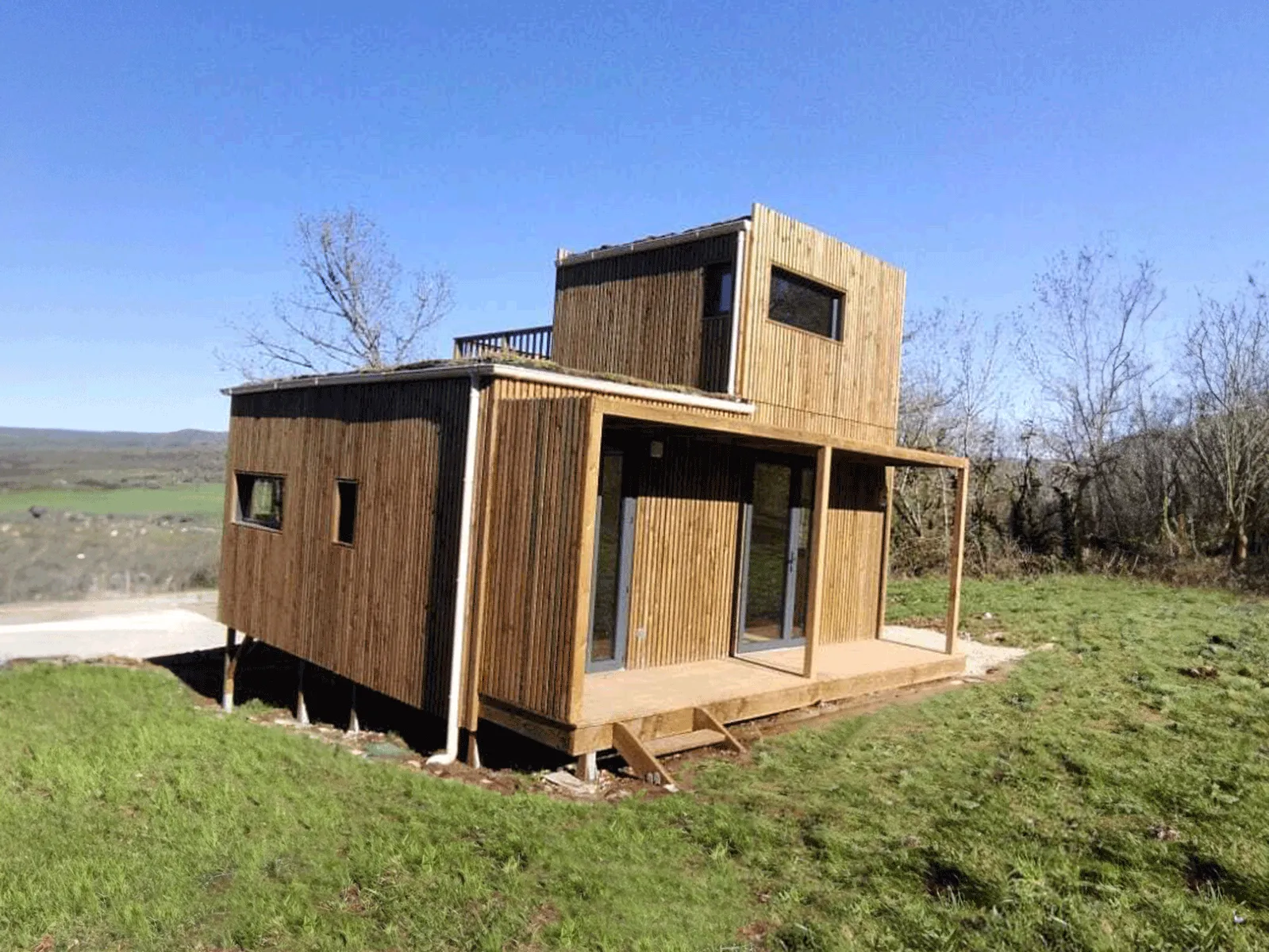 Studio de jardin Greenkub livré clé en main, réalisation dans le Jura
