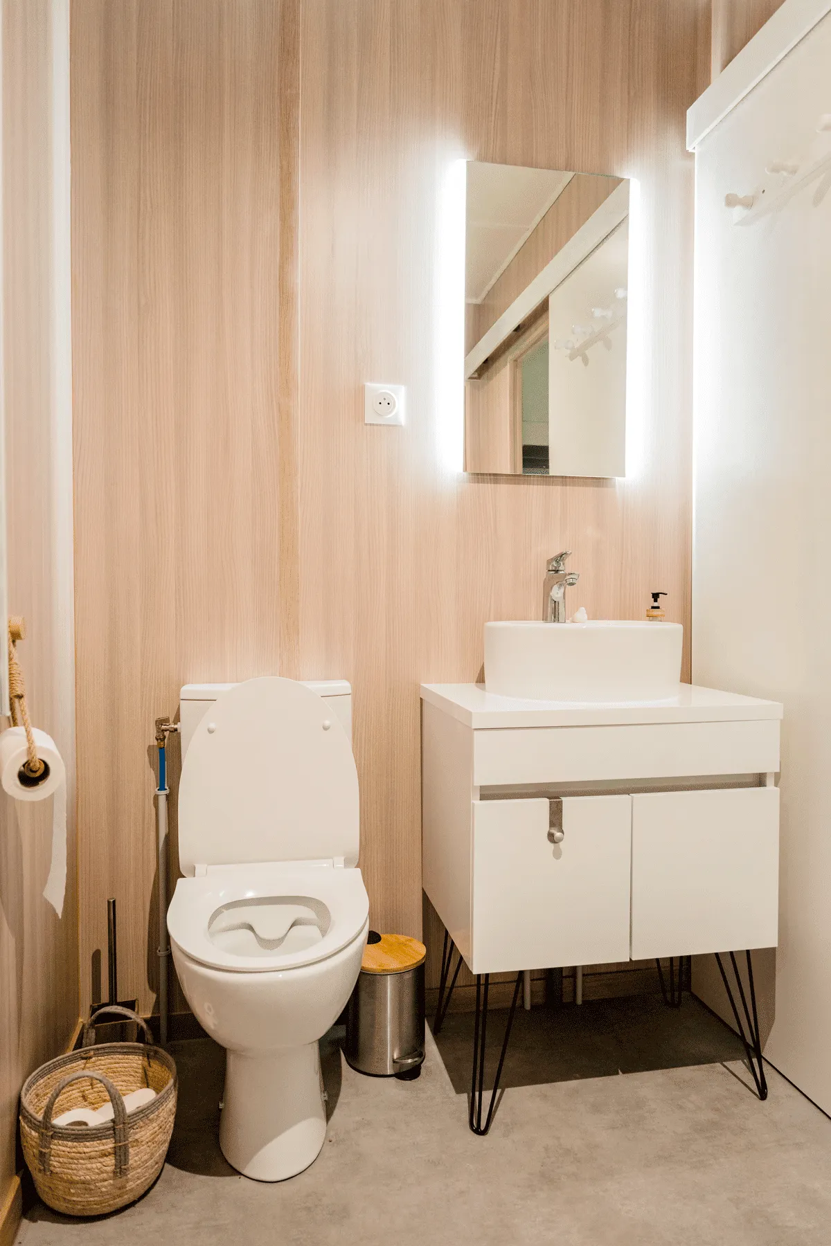 Salle de bain d’une maison bois