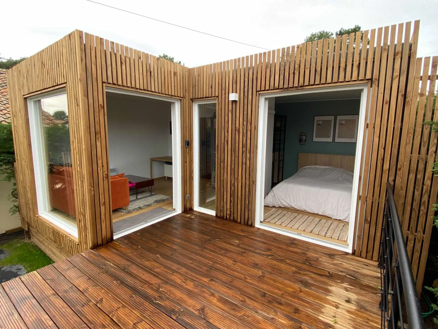 Chambre d’hôte de 25m2 avec une chambre et un salon