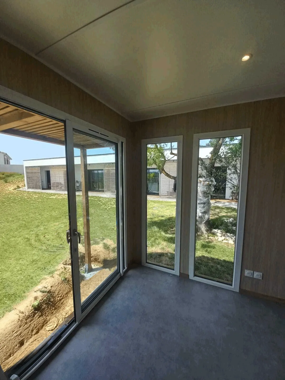 Intérieur d’un studio en bois